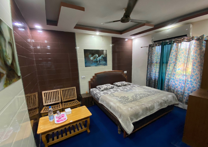 HOTEL SUNRISE KALJHERI